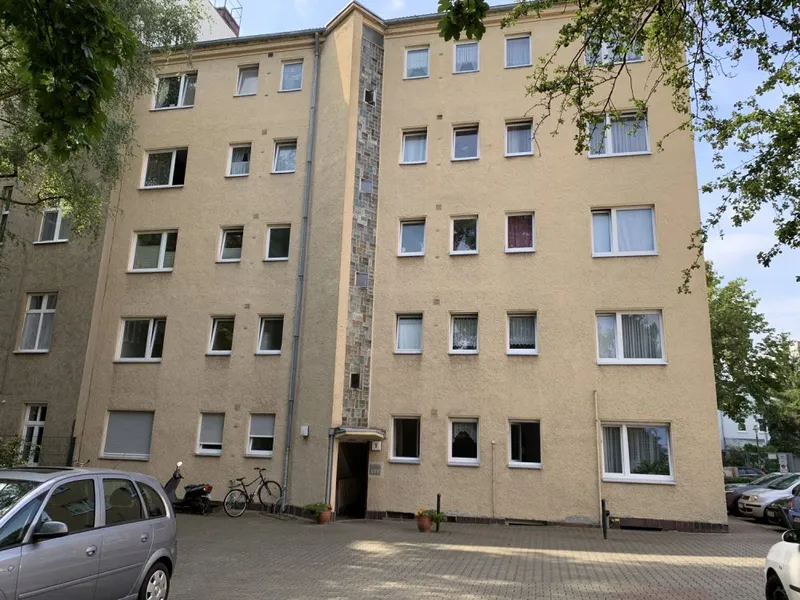 Große zwei Zimmer möblierte Wohnung in Mitte - (Big furnished Apartment in Mitte for Long Term) — photo 1